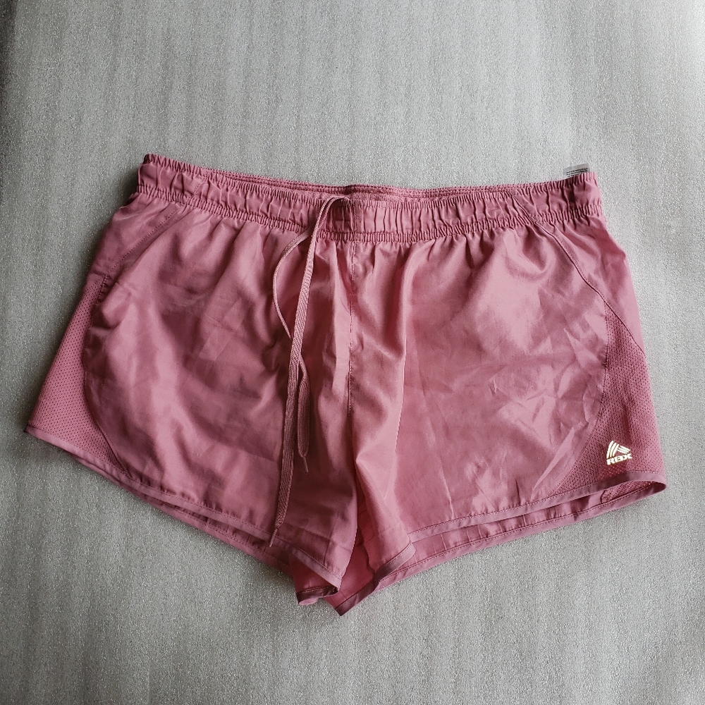 Athletic short bundle size large - Picture 4 of 4